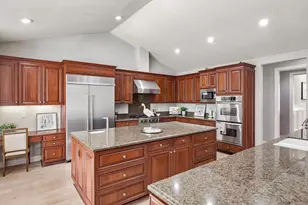 18625 Sage Ct, Saratoga, CA 95070 - Photo 10