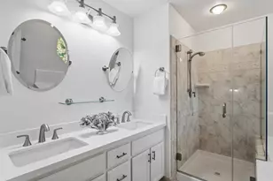719 Hibiscus Pl, San Jose, CA 95117 - Photo 14