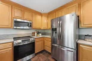 719 Hibiscus Pl, San Jose, CA 95117 - Photo 10