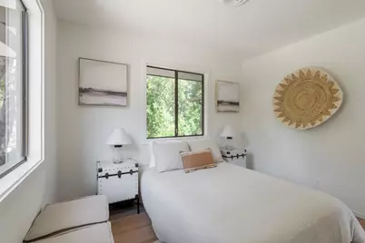 25 Stowe Ln, Menlo Park, CA 94025 - Photo 22