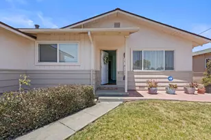 806 Columbia Ave, Salinas, CA 93901 - Photo 2