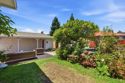 1654 D St, Hayward, CA 94541 - Photo 28