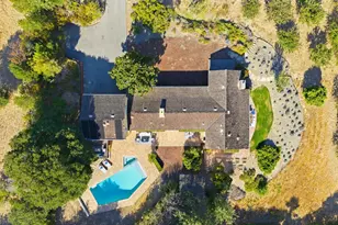 25900 Vinedo, Los Altos Hills, CA 94022 - Photo 46
