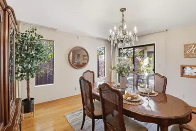 701 Christine Dr, Palo Alto, CA 94303 - Photo 6