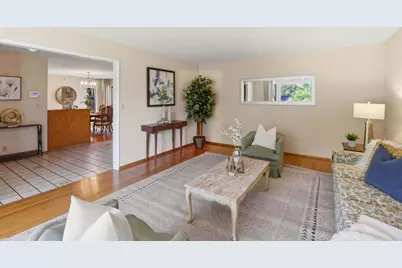 701 Christine Dr, Palo Alto, CA 94303 - Photo 2