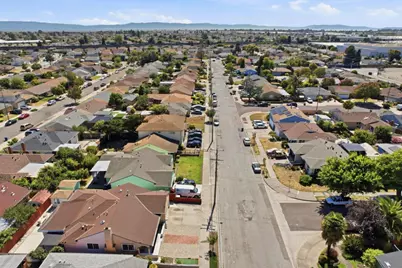 762 Portola Dr, San Leandro, CA 94578 - Photo 48