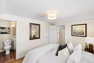 1386 Hillside Cir, Burlingame, CA 94010 - Photo 20