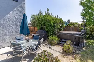 1296 Dentwood Dr, San Jose, CA 95118 - Photo 32
