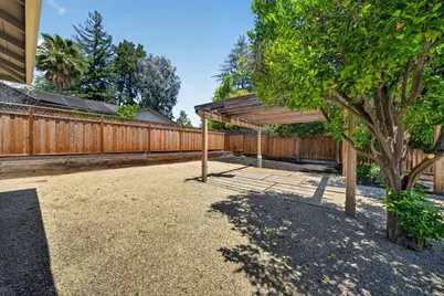 19348 Harleigh Dr, Saratoga, CA 95070 - Photo 28