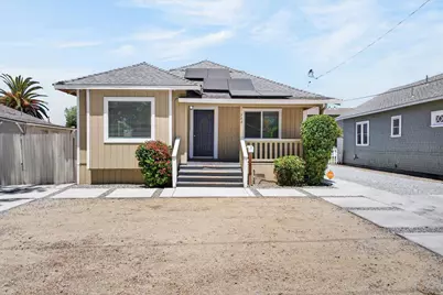742 4th St, Hollister, CA 95023 - Photo 1