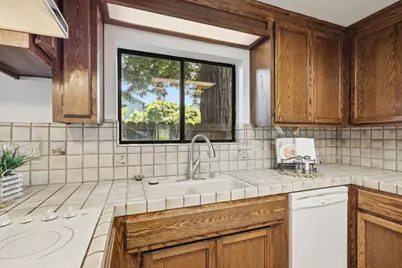 4301 Grace St 2, Capitola, CA 95010 - Photo 16