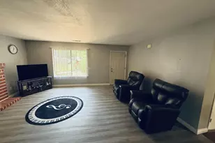 324 Barros St, Patterson, CA 95363 - Photo 4