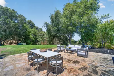 12800 Dianne Dr, Los Altos Hills, CA 94022 - Photo 4