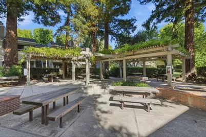 1730 Braddock Ct, San Jose, CA 95125 - Photo 30