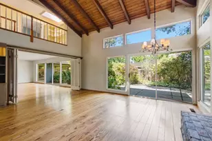 771 Center Dr, Palo Alto, CA 94301 - Photo 12