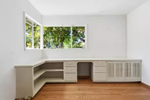 771 Center Dr, Palo Alto, CA 94301 - Photo 18