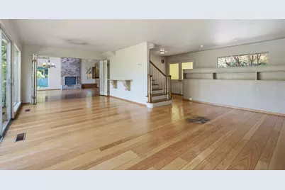 771 Center Dr, Palo Alto, CA 94301 - Photo 16