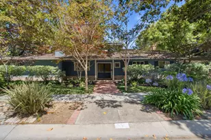 771 Center Dr, Palo Alto, CA 94301 - Photo 1