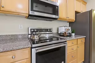 88 N Jackson Ave 403, San Jose, CA 95116 - Photo 10