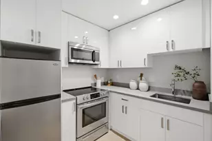 998 Burnett Ave, San Francisco, CA 94131 - Photo 32