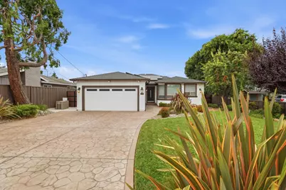 1008 El Toro Dr, Hollister, CA 95023 - Photo 2