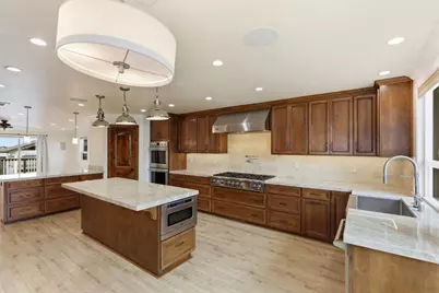 1008 El Toro Dr, Hollister, CA 95023 - Photo 18