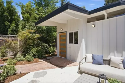 65 Kirby Pl, Palo Alto, CA 94301 - Photo 6