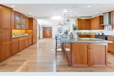 785 Lakechime Dr, Sunnyvale, CA 94089 - Photo 8