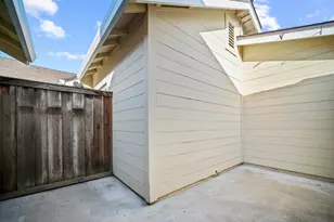 1037 Olympic Ln, Seaside, CA 93955 - Photo 16