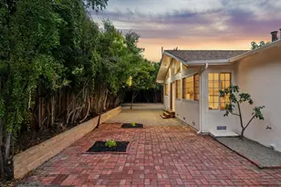 852 Ross Ct, Palo Alto, CA 94303 - Photo 4