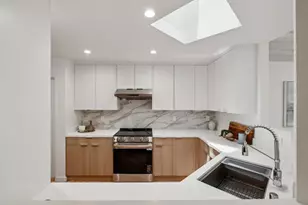 852 Ross Ct, Palo Alto, CA 94303 - Photo 16
