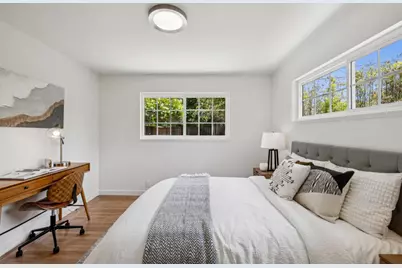 852 Ross Ct, Palo Alto, CA 94303 - Photo 22