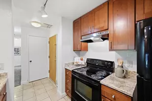 1271 Poplar Ave 307, Sunnyvale, CA 94086 - Photo 12