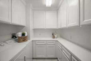 822 Elmira Dr, Sunnyvale, CA 94087 - Photo 26