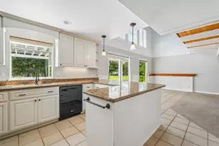 12007 Torrey Pines Dr, Auburn, CA 95602 - Photo 6