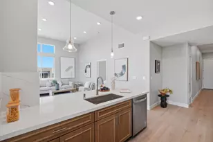 287 Llano De Los Robles Ave 9, San Jose, CA 95136 - Photo 10