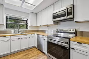 1555 Hecker Pass Rd E201, Gilroy, CA 95020 - Photo 16