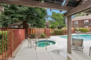 1555 Hecker Pass Rd E201, Gilroy, CA 95020 - Photo 30