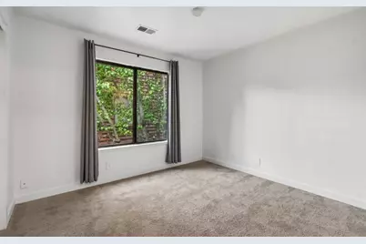 1555 Hecker Pass Rd E201, Gilroy, CA 95020 - Photo 12