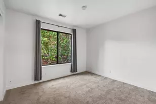 1555 Hecker Pass Rd E201, Gilroy, CA 95020 - Photo 12