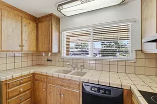 1415 Santa Fe Dr, San Jose, CA 95118 - Photo 16