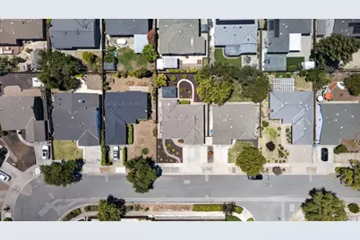 2477 Rossotto Dr, San Jose, CA 95130 - Photo 34