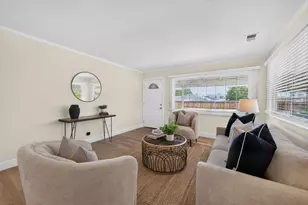 2477 Rossotto Dr, San Jose, CA 95130 - Photo 8