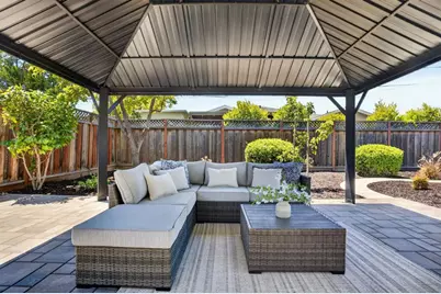 2477 Rossotto Dr, San Jose, CA 95130 - Photo 28