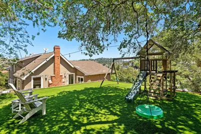 049142600 Winding Way, San Carlos, CA 94070 - Photo 8