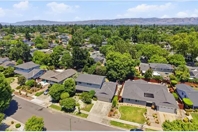 2260 Constitution Dr, San Jose, CA 95124 - Photo 42