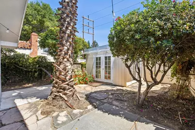 1061 Alma St, Palo Alto, CA 94301 - Photo 2