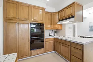 1233 Bellevue 9, Burlingame, CA 94010 - Photo 18
