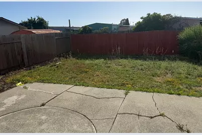 27949 Emerson Ave, Hayward, CA 94545 - Photo 14