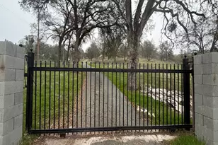 2461 Quail Oaks Rd, Valley Springs, CA 95252 - Photo 2
